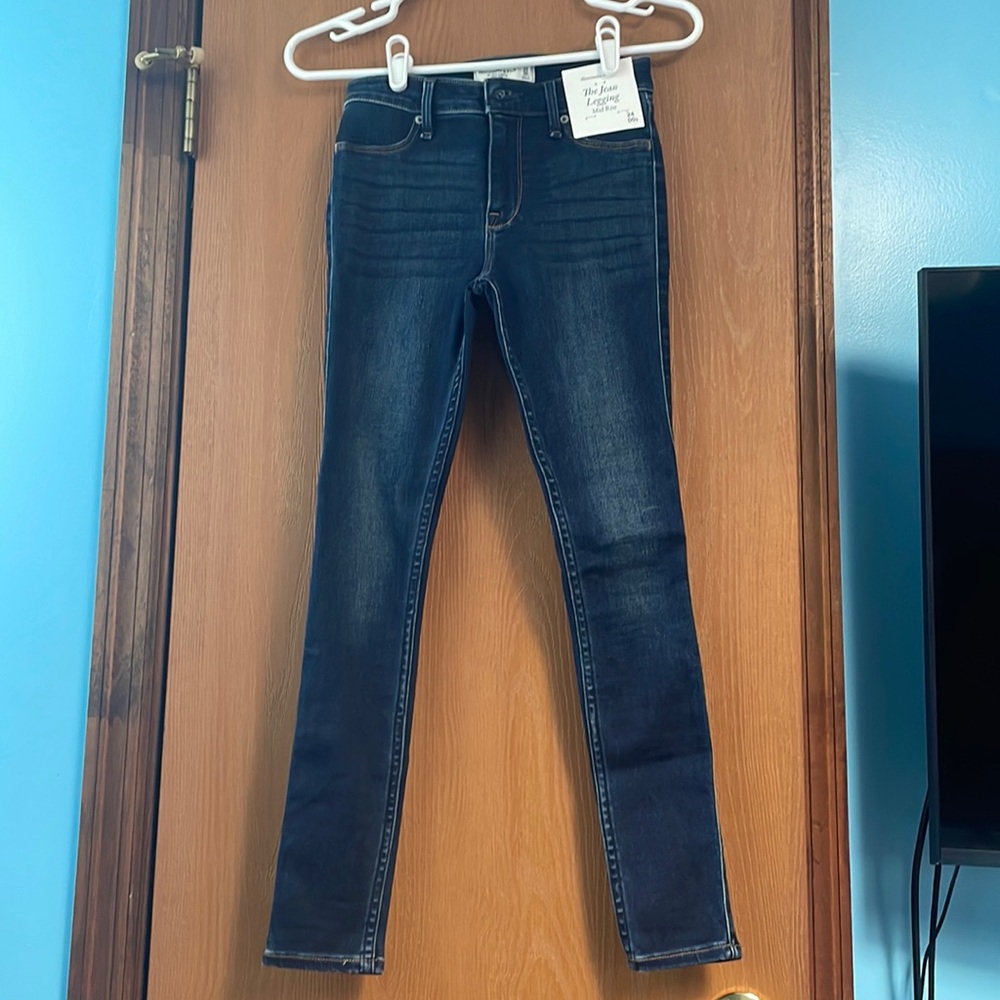 A&F Jean legging